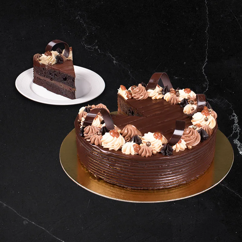 Salted Caramel Choco Cake
