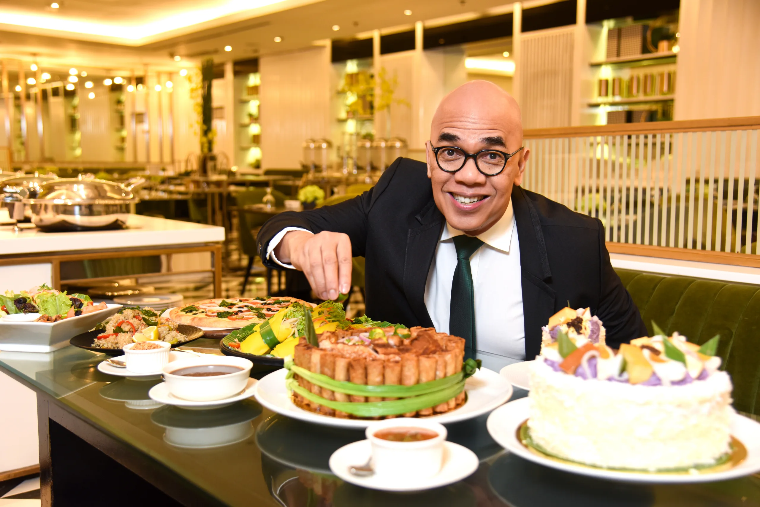 Café Astoria banquet spread